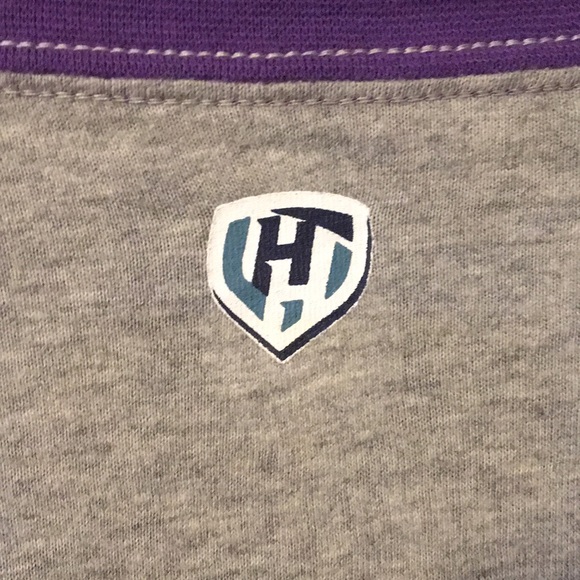 Minnesota Vikings Football Mens T shirt Size Large Brand Hands High - Picture 7 of 8